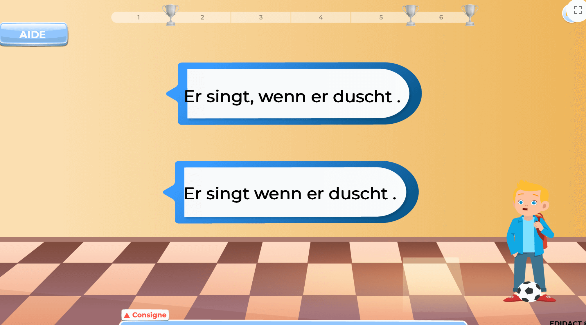 Enfant de 12 ans travaillant des exercices interactifs d’allemand en ligne – niveau 9ème Harmos